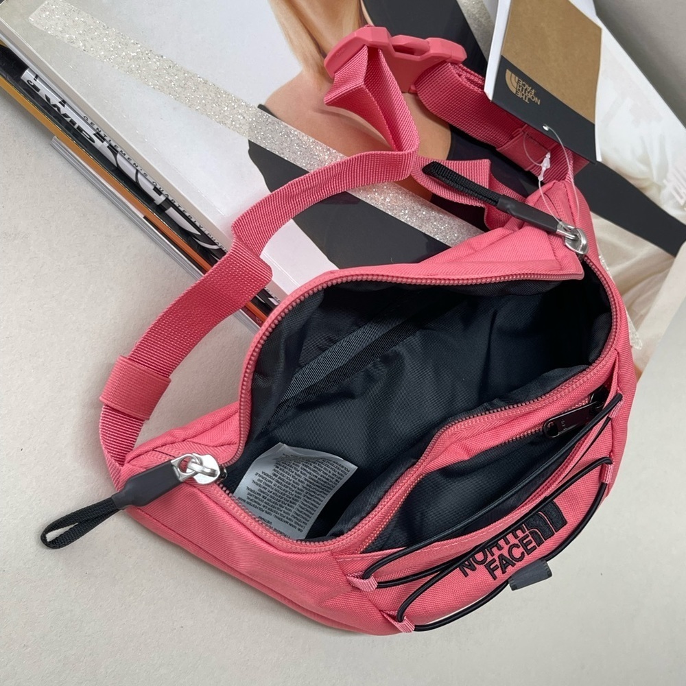 (new+tag) The North Face belt bag / sling pack (pink) - Picture 3 of 7